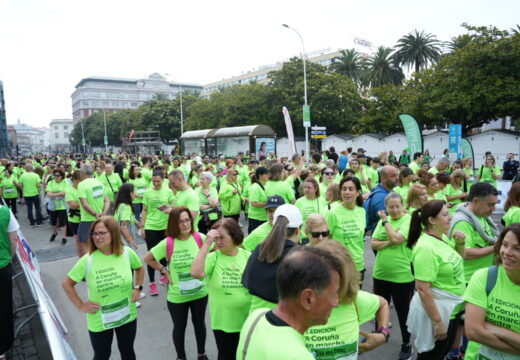 Máis de 2.400 persoas participaron nunha nova edición da andaina solidaria contra o cancro da Coruña